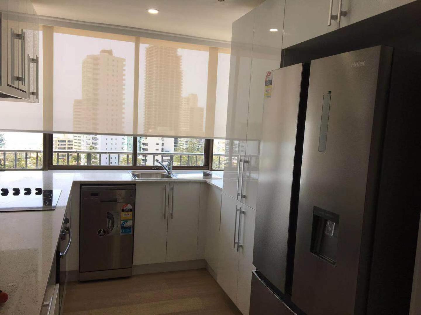 Silverton Apartment Resort Surfers Paradise Gold Coast Room photo